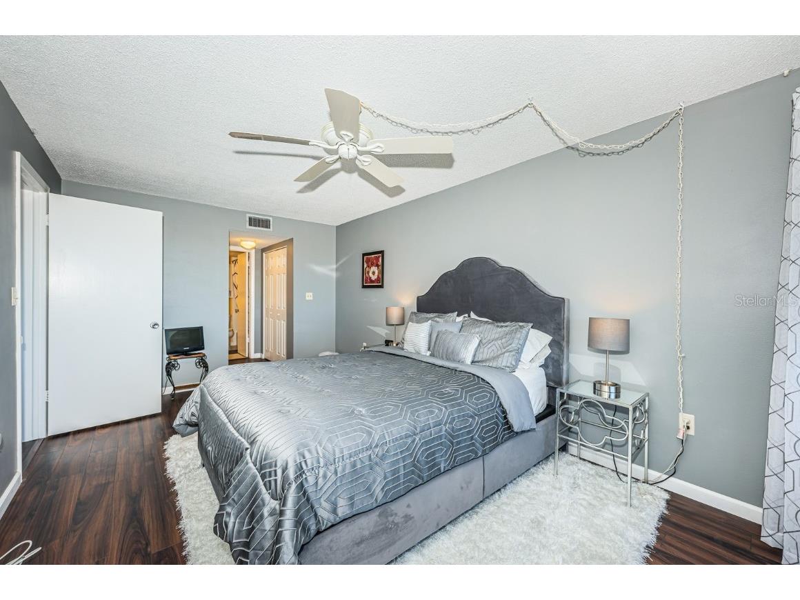 4725 Cove Circle #604 Saint Petersburg FL 33708 - BOCA CIEGA BAY TB8440398 image31