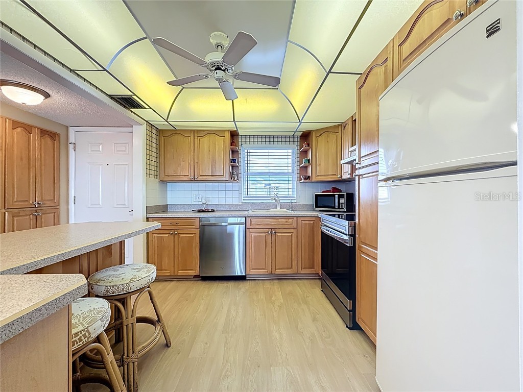 4725 Cove Circle #810 Saint Petersburg FL 33708 TB8444426 image12