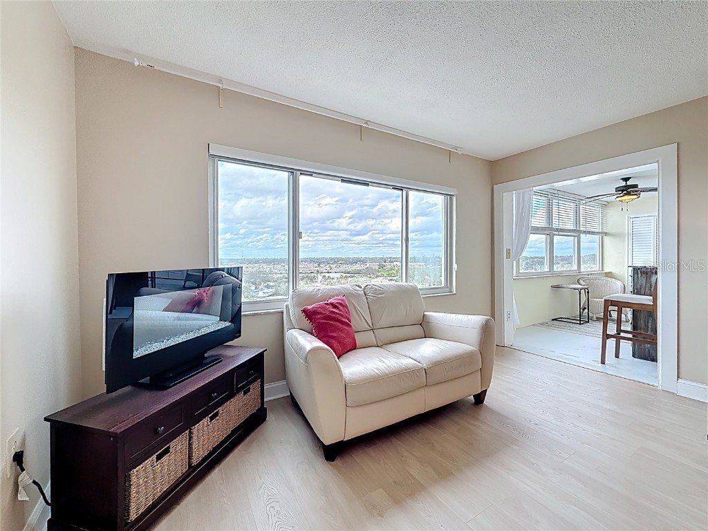 4725 Cove Circle #810 Saint Petersburg FL 33708 TB8444426 image24