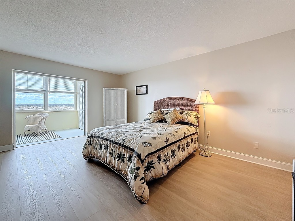 4725 Cove Circle #810 Saint Petersburg FL 33708 TB8444426 image40