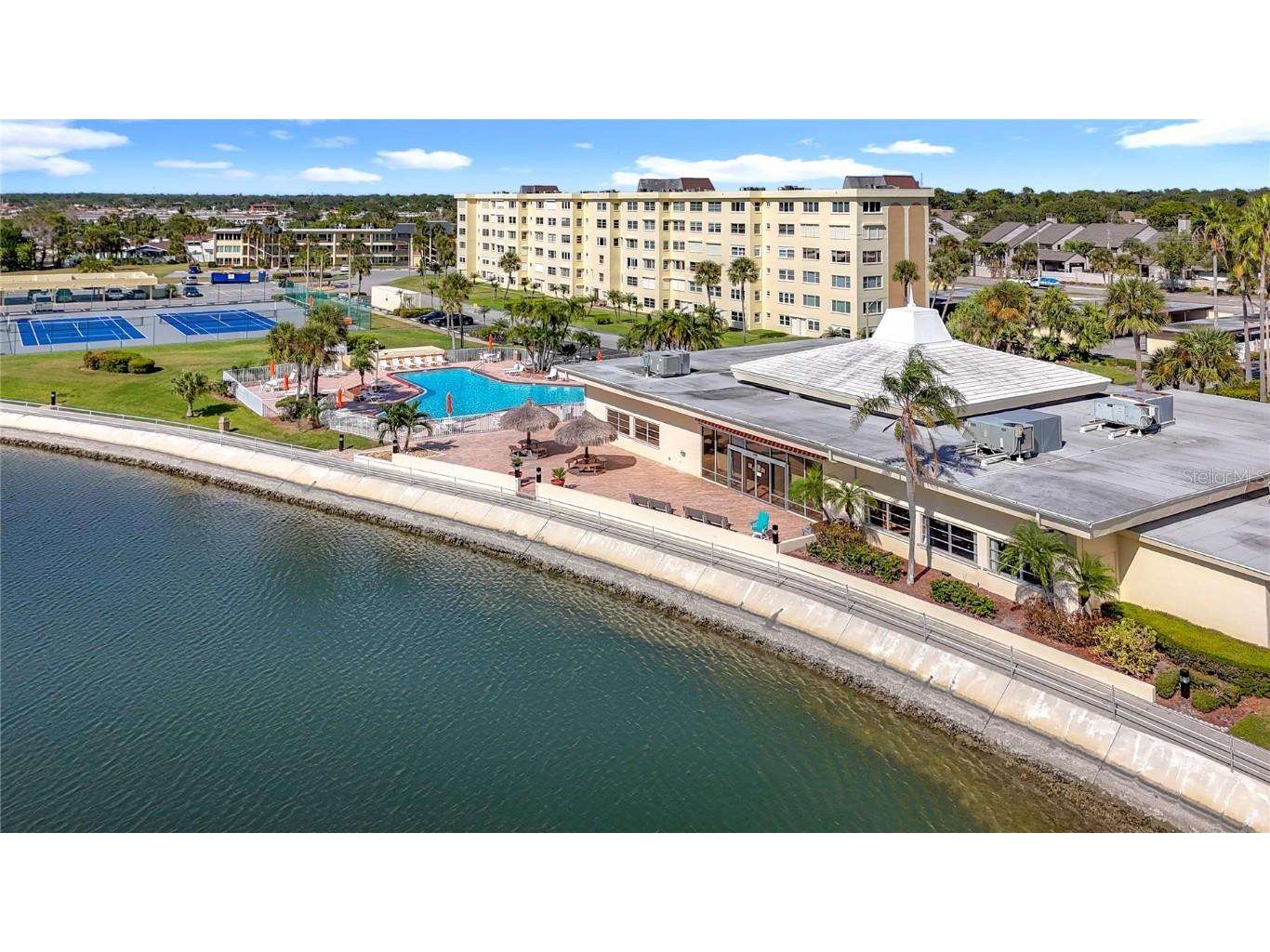 4725 Cove Circle #810 Saint Petersburg FL 33708 TB8444426 image63