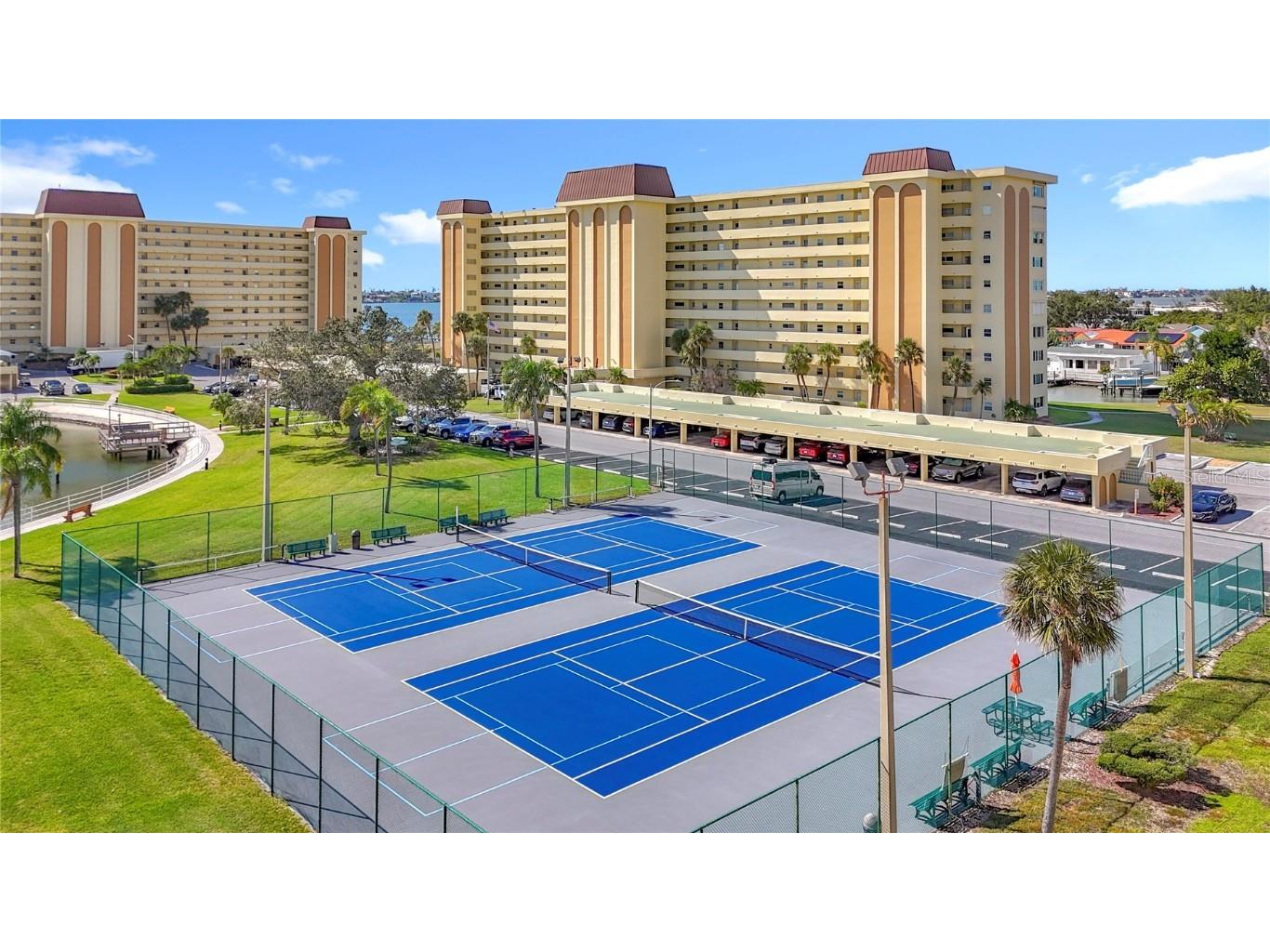 4725 Cove Circle #810 Saint Petersburg FL 33708 TB8444426 image65