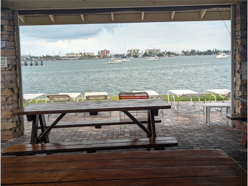 4725 Cove Circle #810 Saint Petersburg FL 33708 TB8444426 image69