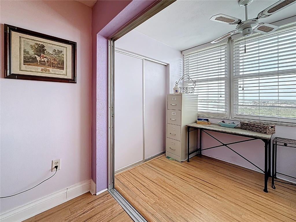 4725 Cove Circle #908 Saint Petersburg FL 33708 TB8391570 image27