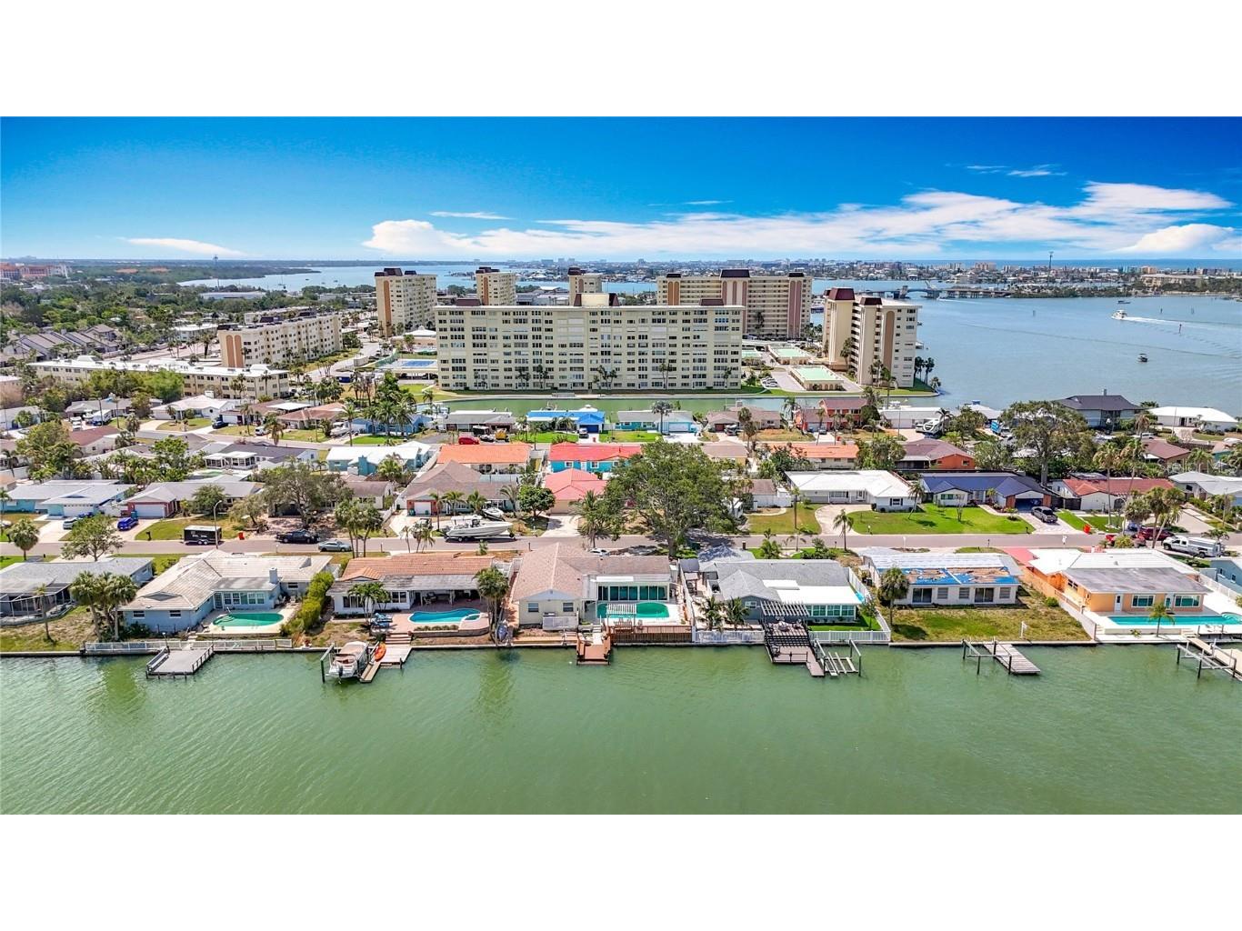 4725 Cove Circle #908 Saint Petersburg FL 33708 TB8391570 image45