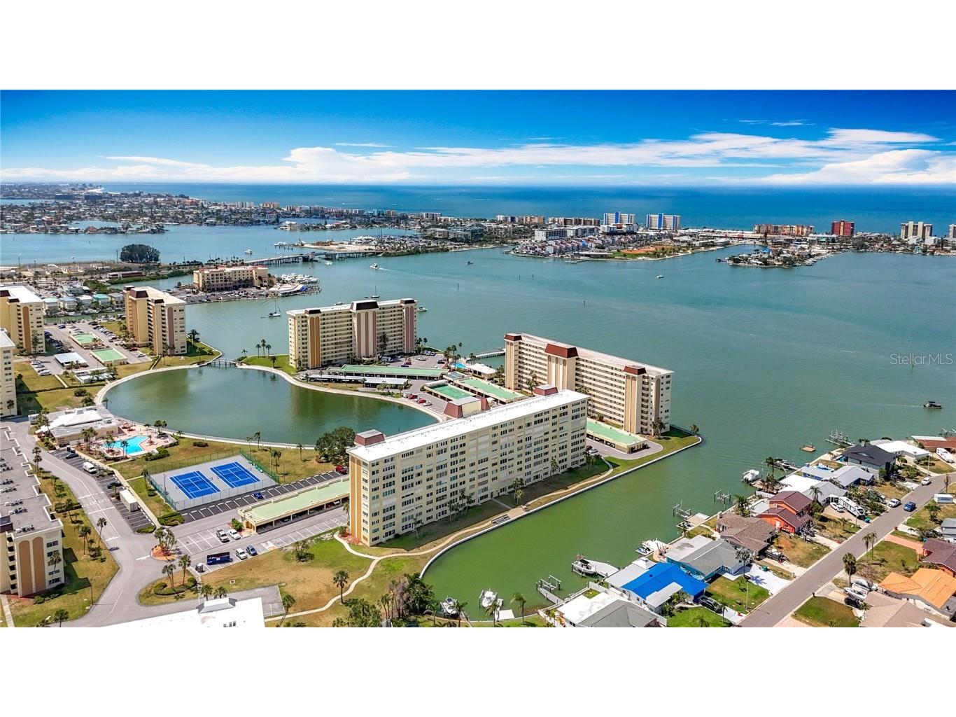 4725 Cove Circle #908 Saint Petersburg FL 33708 TB8391570 image47