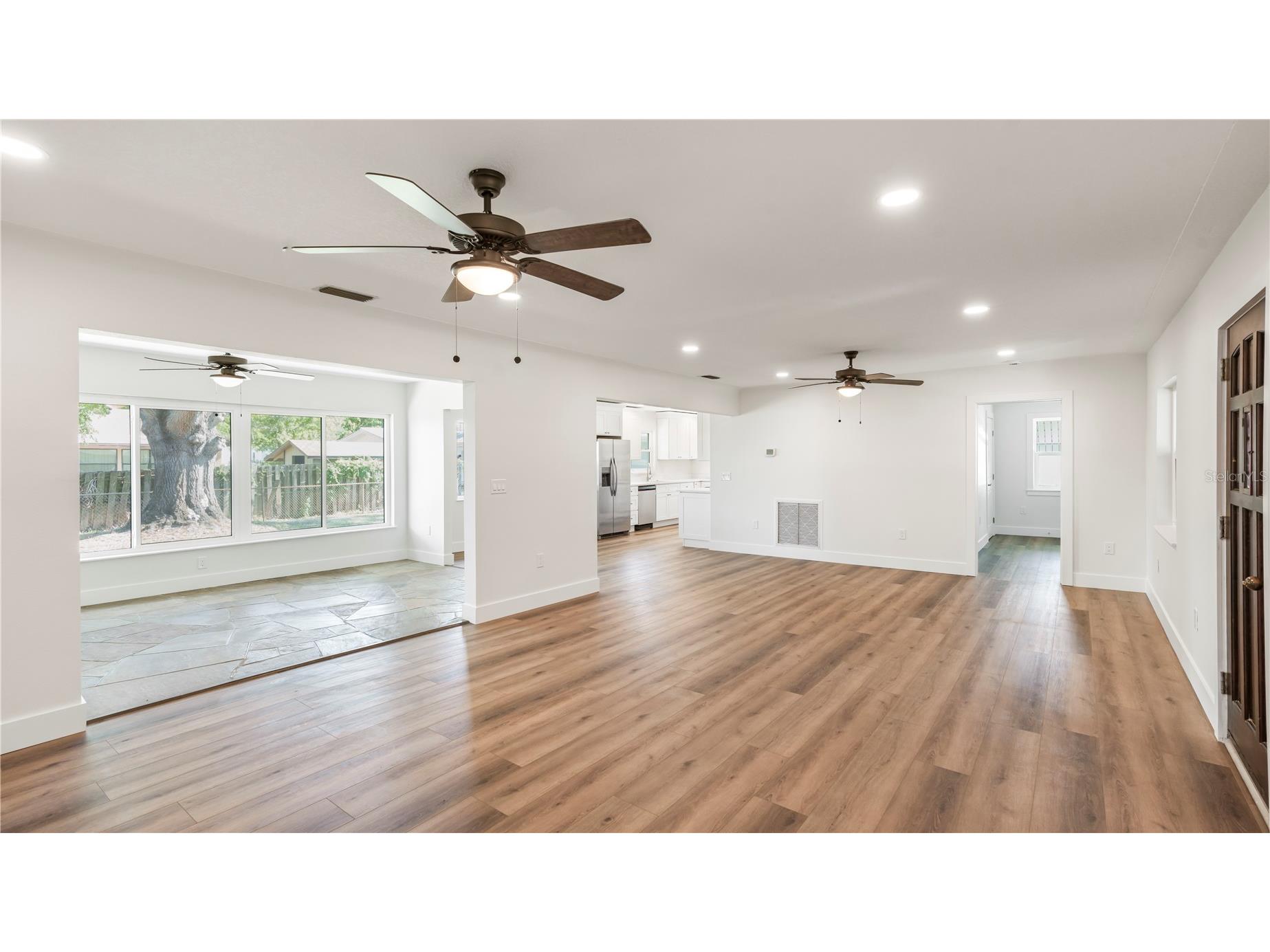 4725 Del Rio Way S Gulfport FL 33711 TB8501838 image12