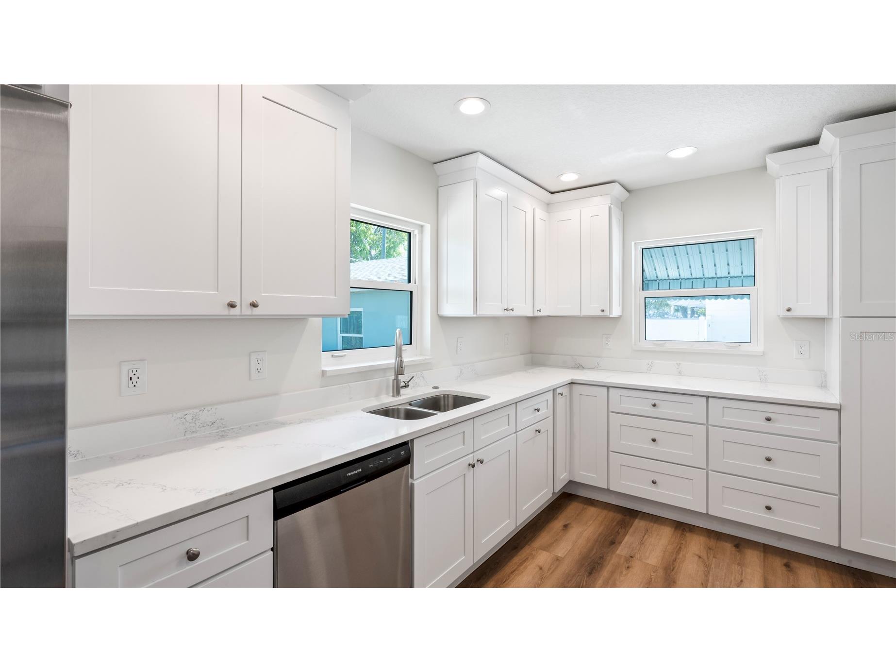 4725 Del Rio Way S Gulfport FL 33711 TB8501838 image19
