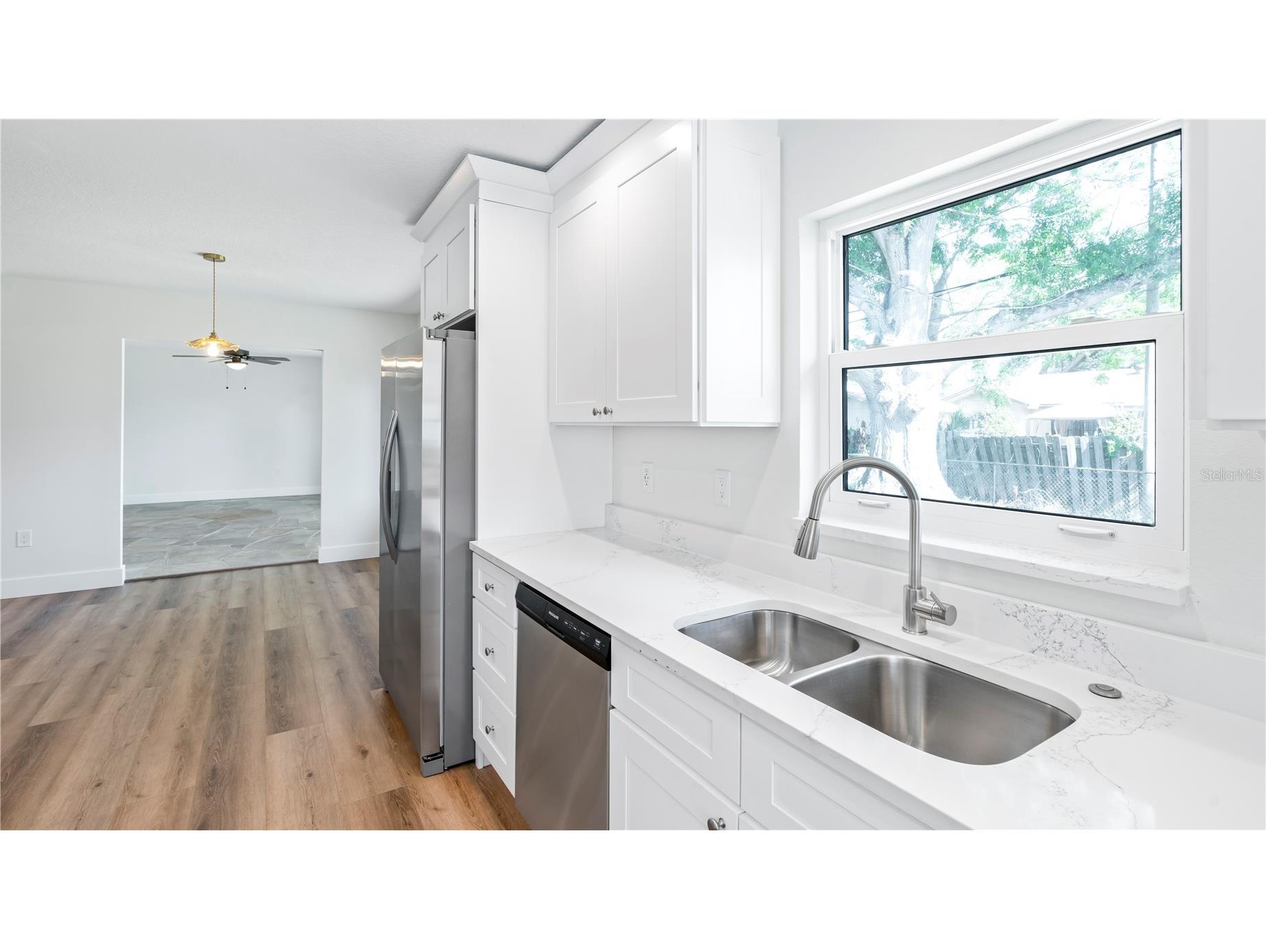 4725 Del Rio Way S Gulfport FL 33711 TB8501838 image20