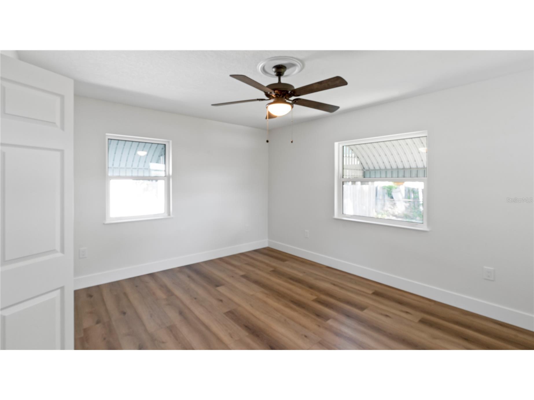 4725 Del Rio Way S Gulfport FL 33711 TB8501838 image32
