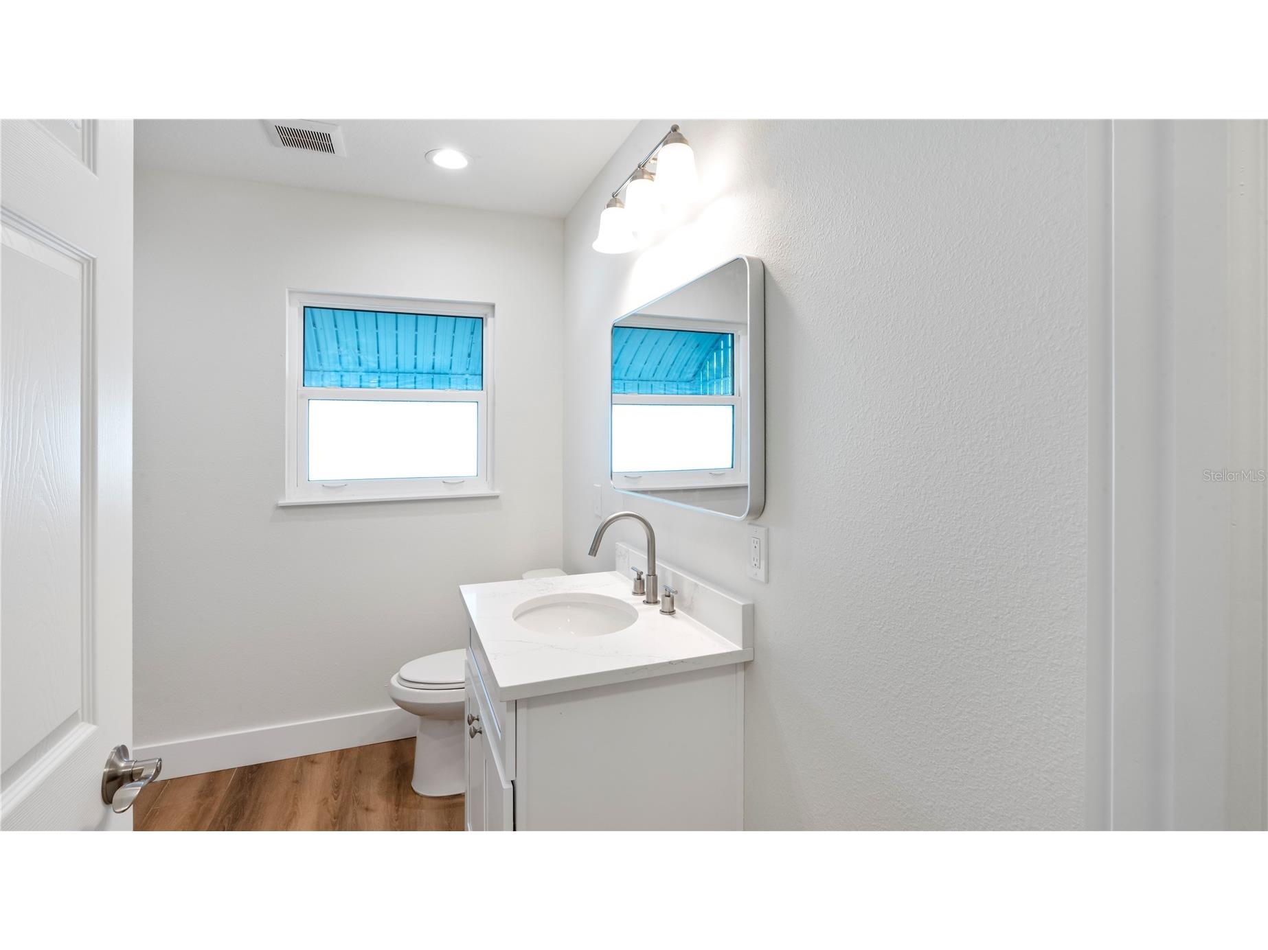 4725 Del Rio Way S Gulfport FL 33711 TB8501838 image34
