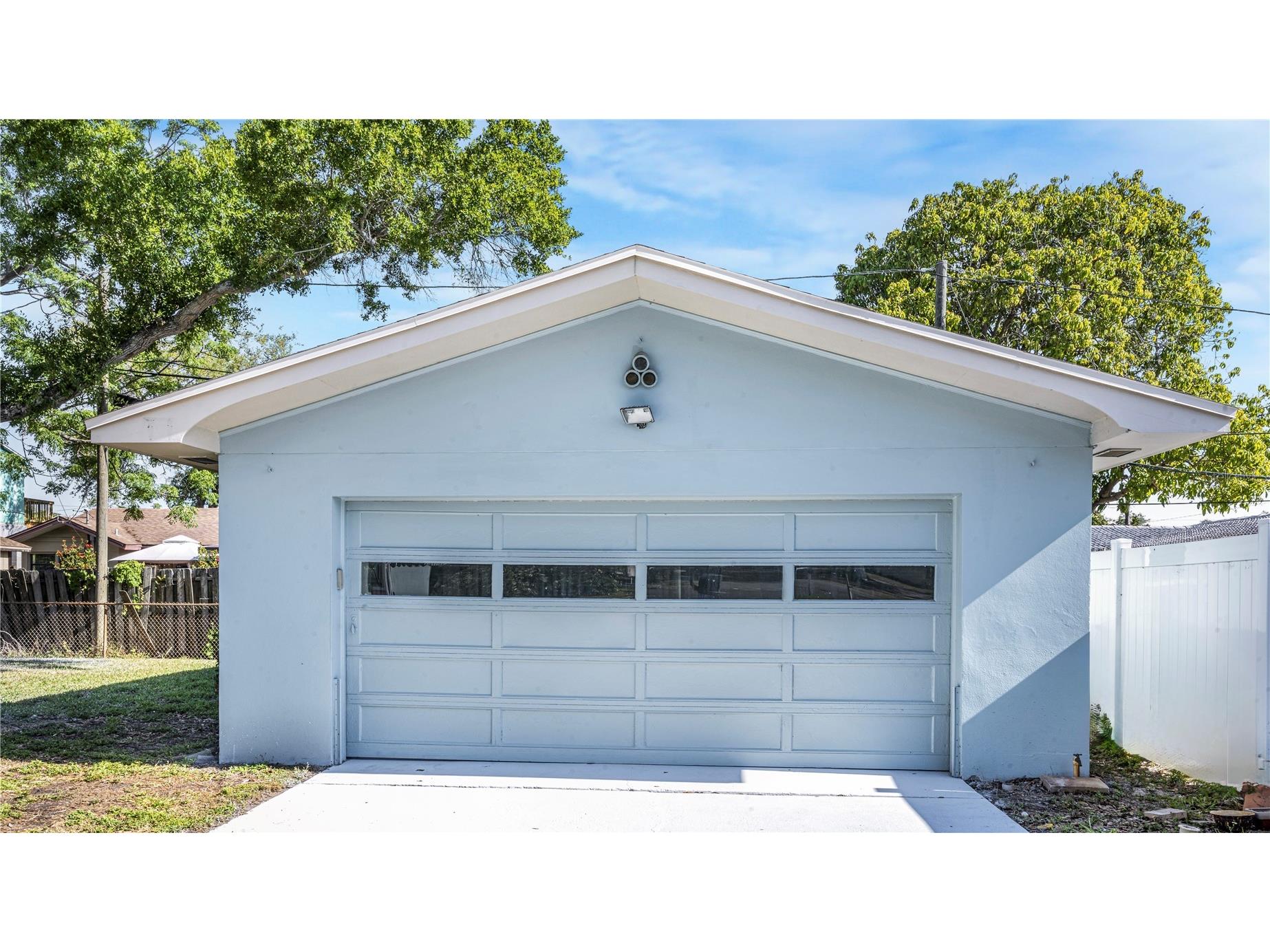 4725 Del Rio Way S Gulfport FL 33711 TB8501838 image36