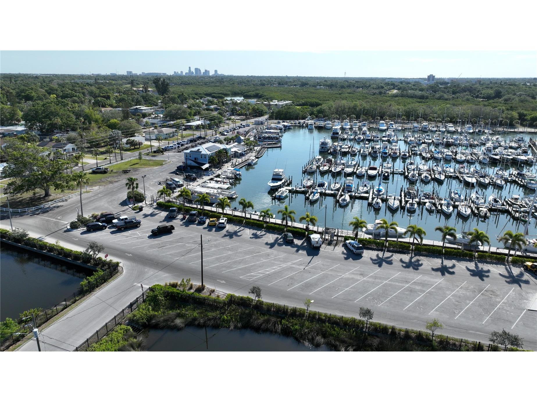 4725 Del Rio Way S Gulfport FL 33711 TB8501838 image50