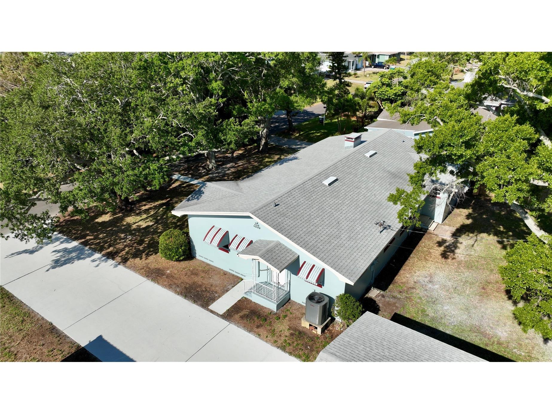 4725 Del Rio Way S Gulfport FL 33711 TB8501838 image52