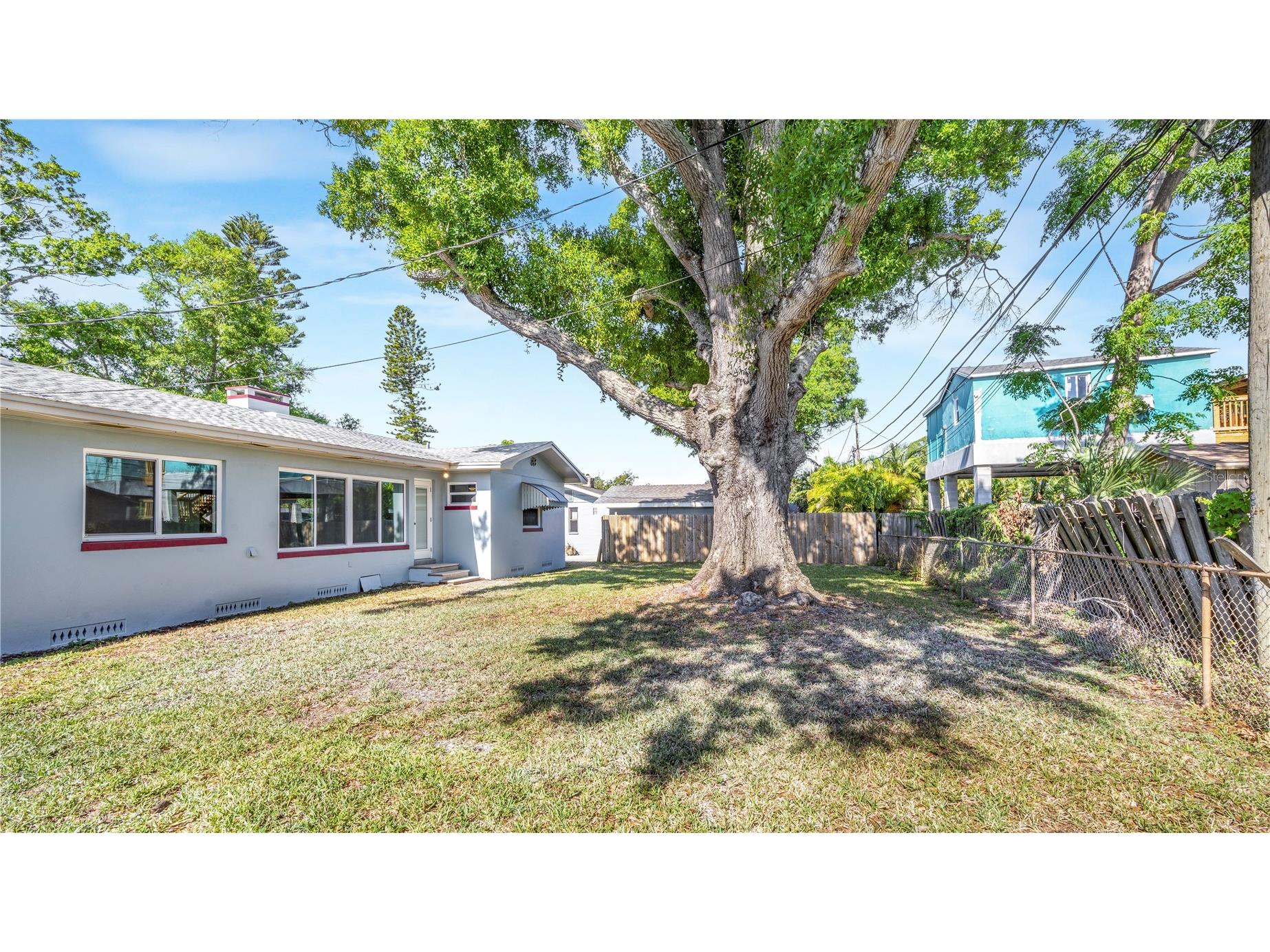4725 Del Rio Way S Gulfport FL 33711 TB8501838 image9