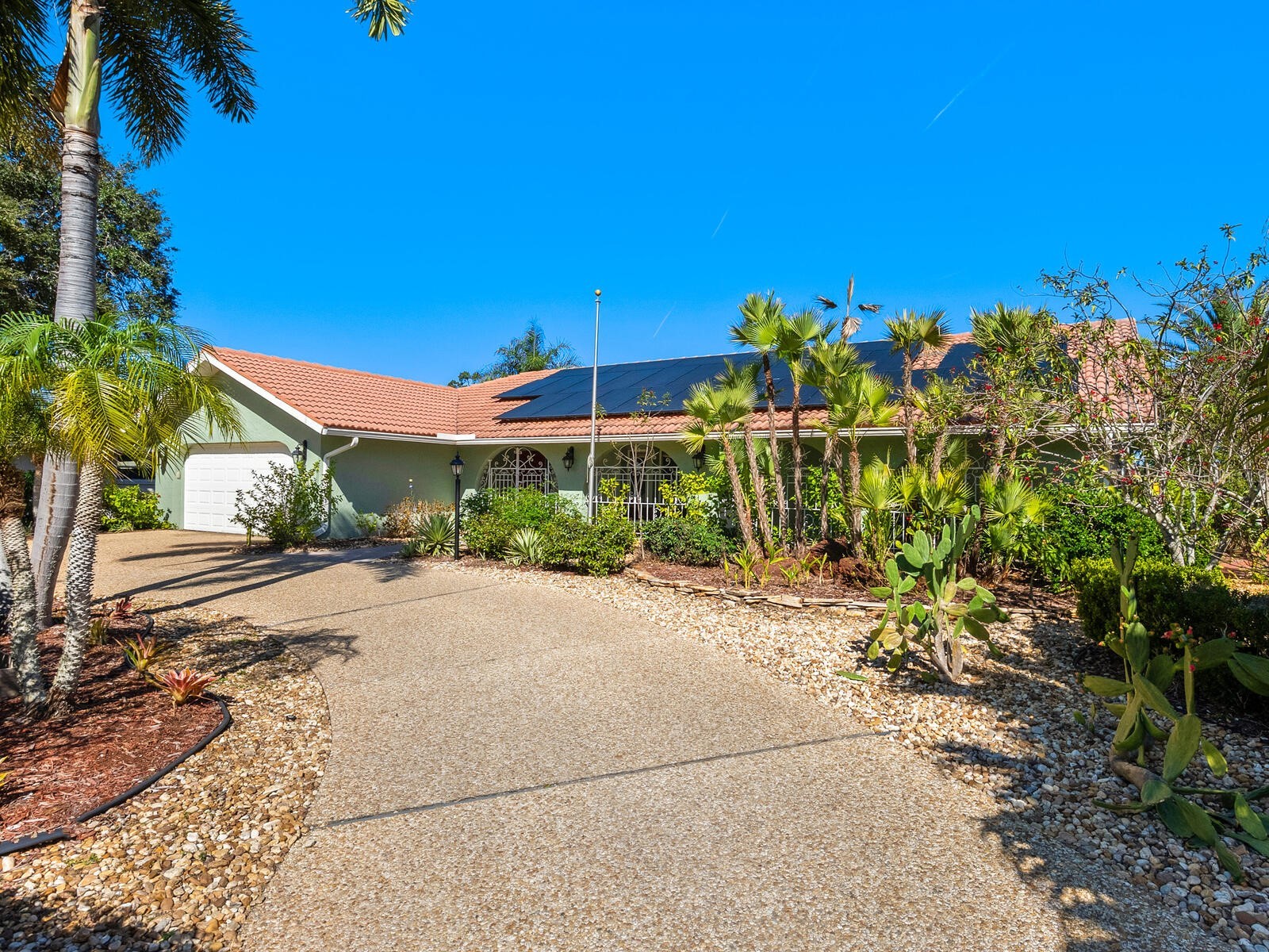 4725 Greencroft Road Sarasota FL 34235 A4679547 image2