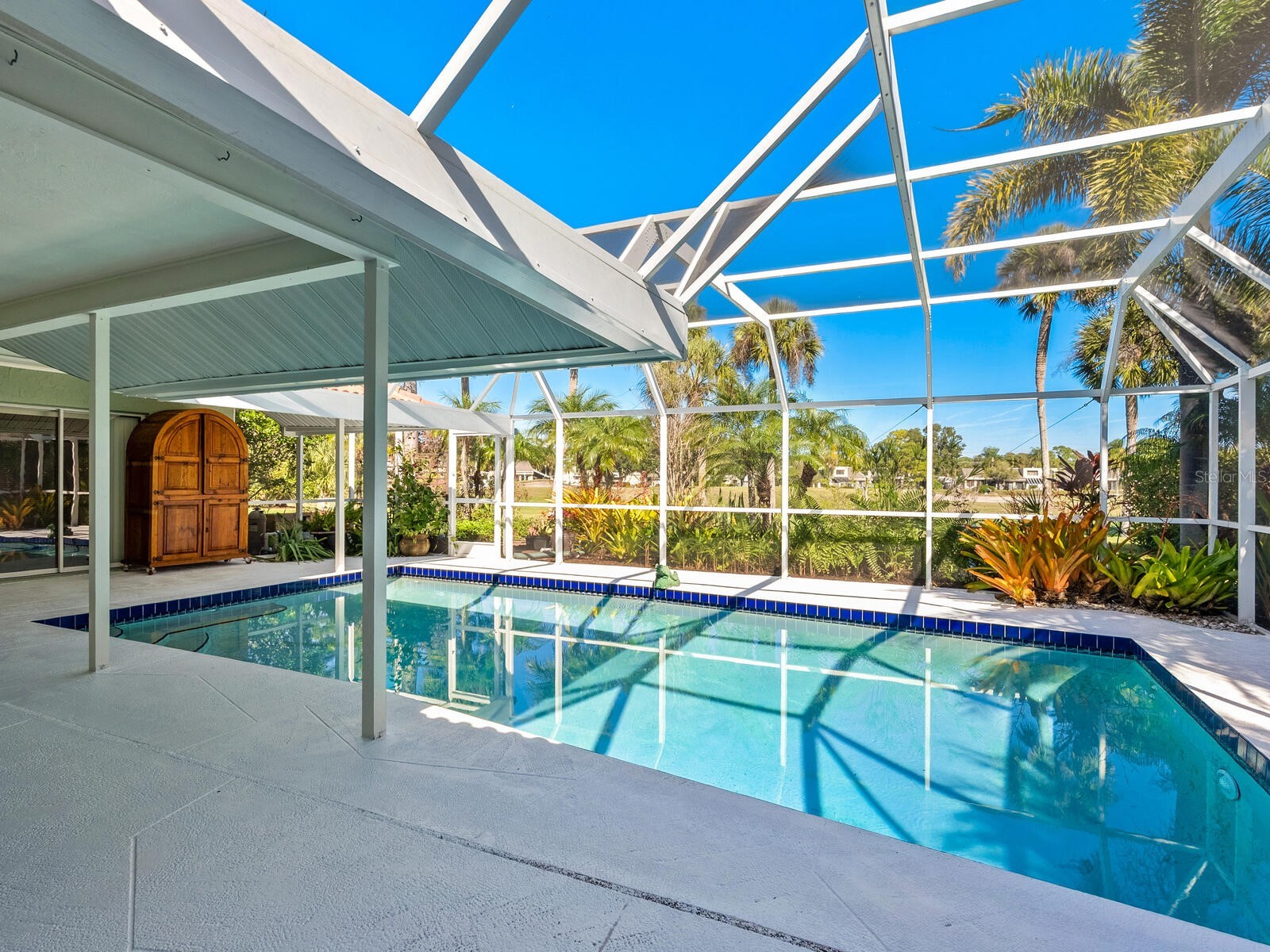 4725 Greencroft Road Sarasota FL 34235 A4679547 image3