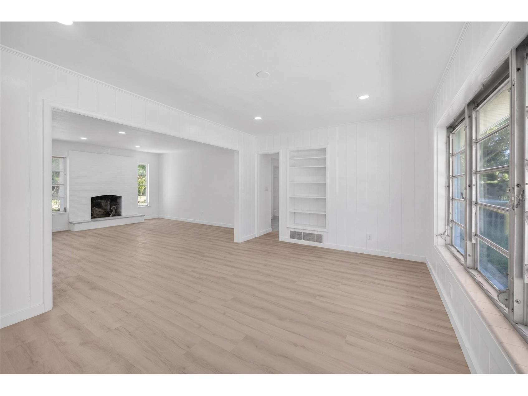 4725 N Tuttle Avenue Sarasota FL 34234 TB8503892 image16
