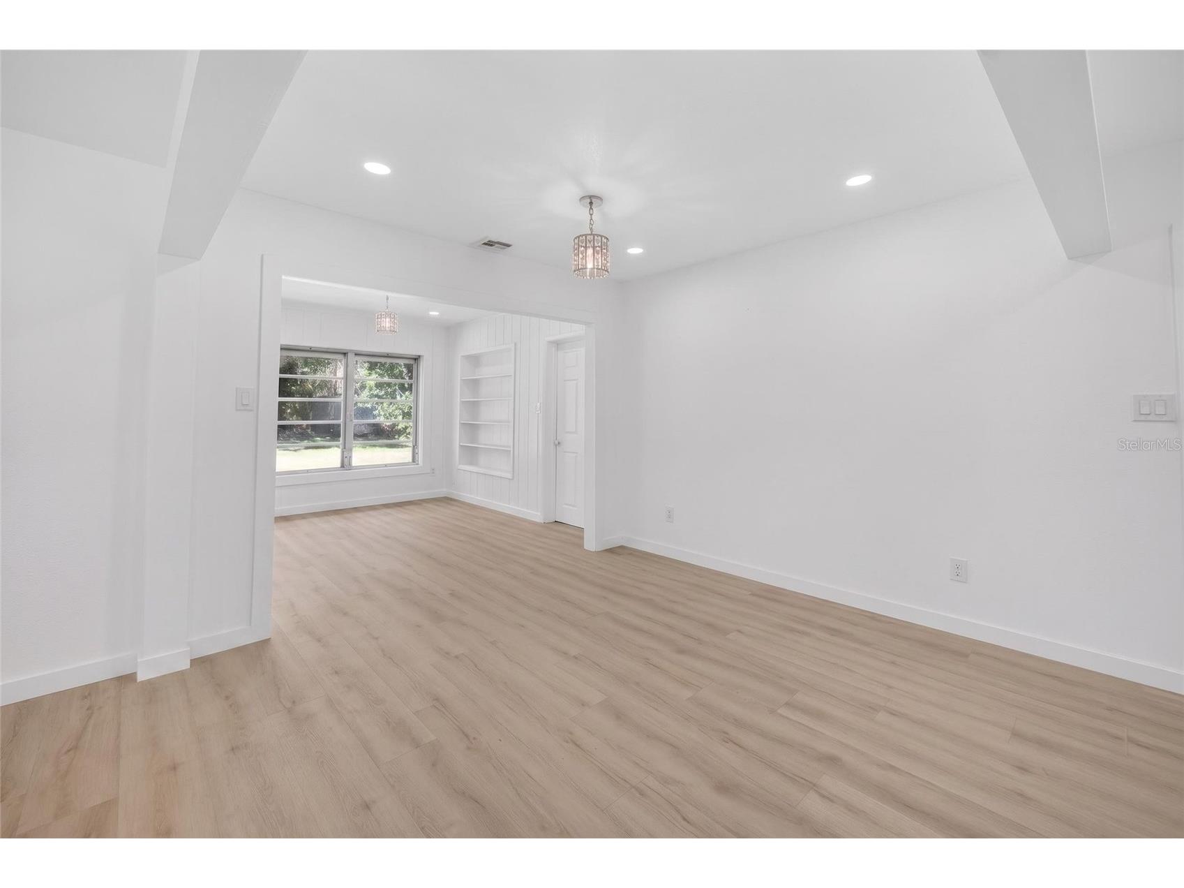 4725 N Tuttle Avenue Sarasota FL 34234 TB8503892 image23