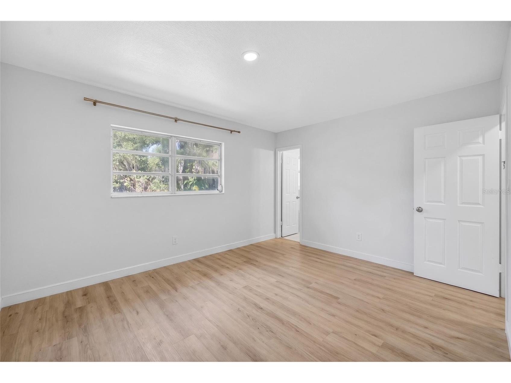 4725 N Tuttle Avenue Sarasota FL 34234 TB8503892 image27