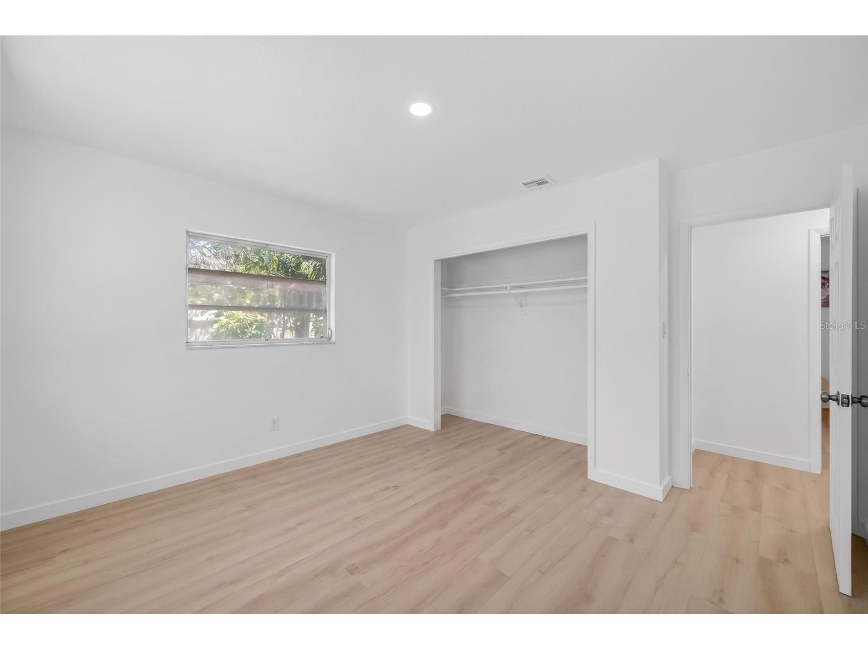 4725 N Tuttle Avenue Sarasota FL 34234 TB8503892 image33