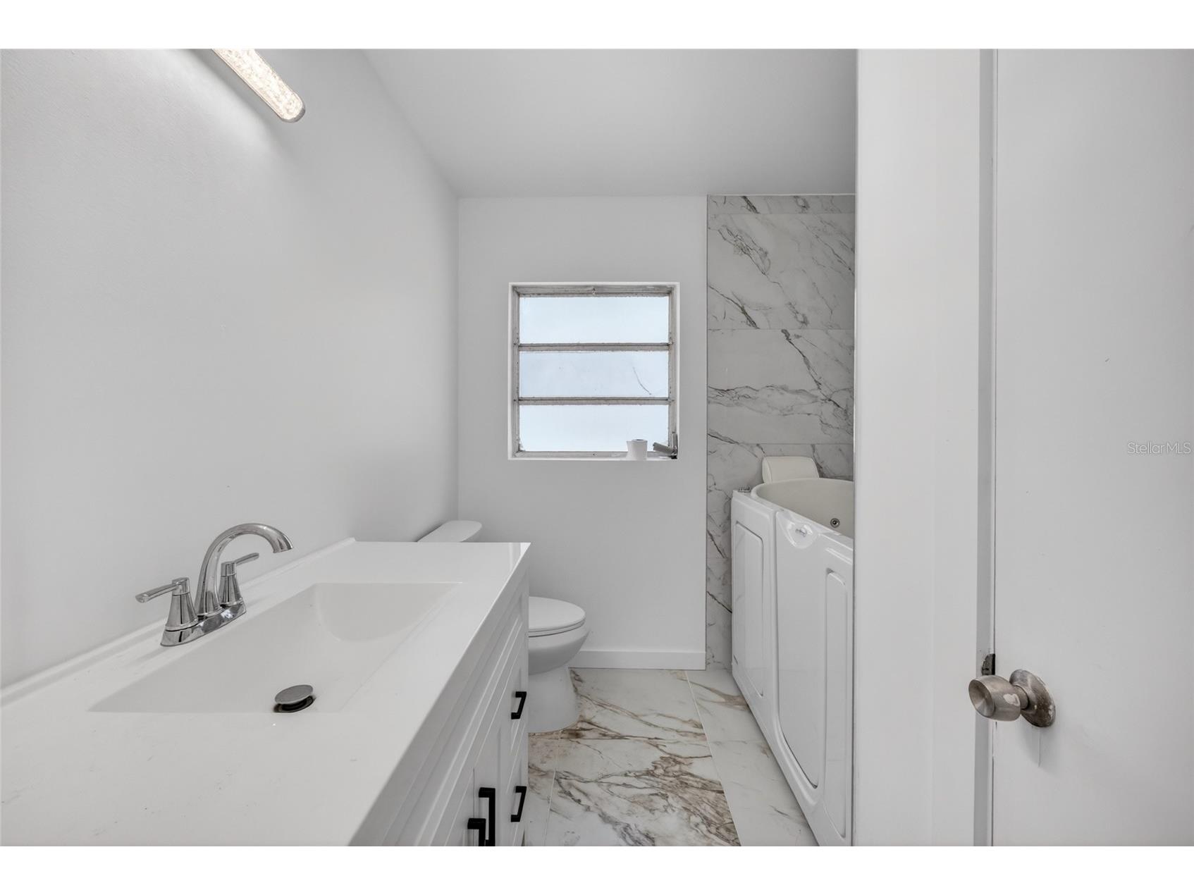4725 N Tuttle Avenue Sarasota FL 34234 TB8503892 image36