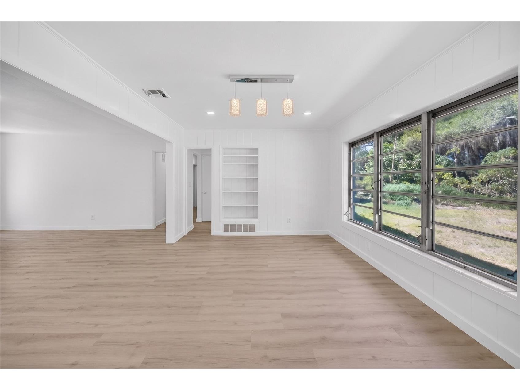 4725 N Tuttle Avenue Sarasota FL 34234 TB8503892 image5