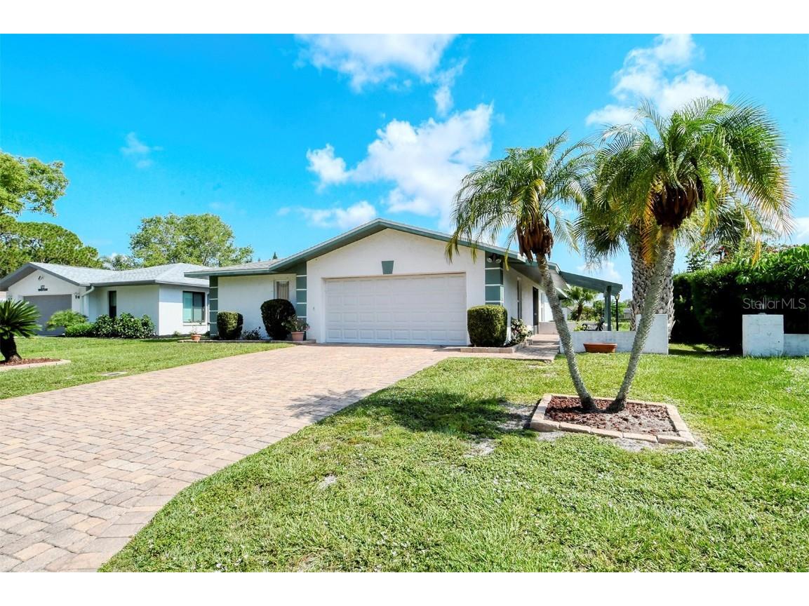 4725 Ringwood Meadow Sarasota FL 34235 A4574527 image1