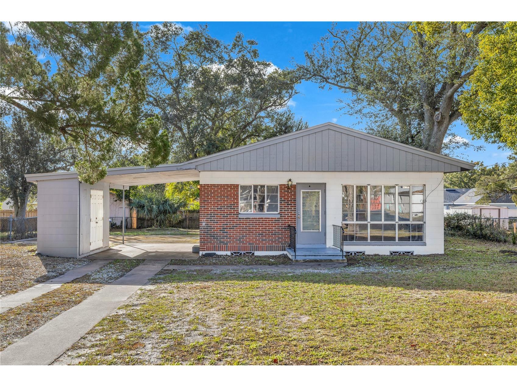 4726 Abaca Street Orlando FL 32808 V4946399 image1