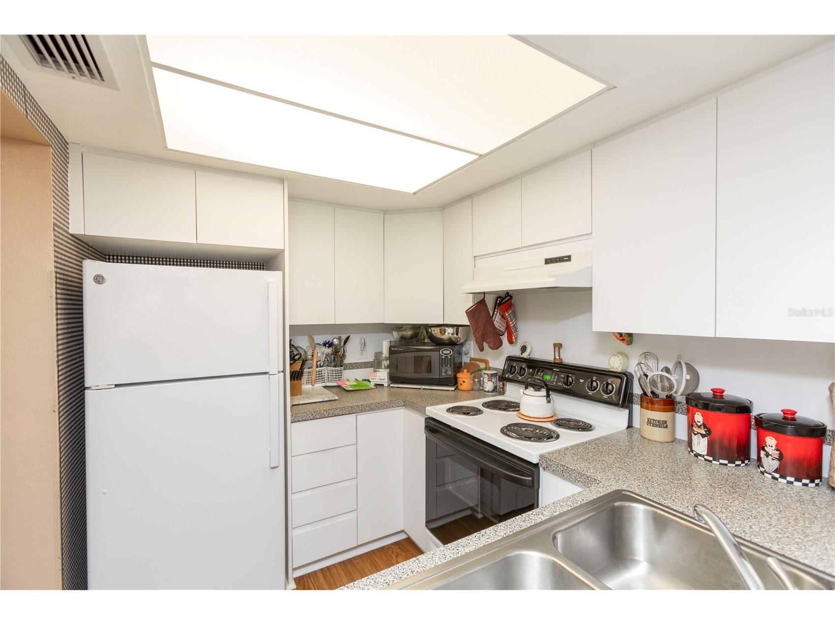 4726 Marine Parkway #201 New Port Richey FL 34652 W7874780 image4