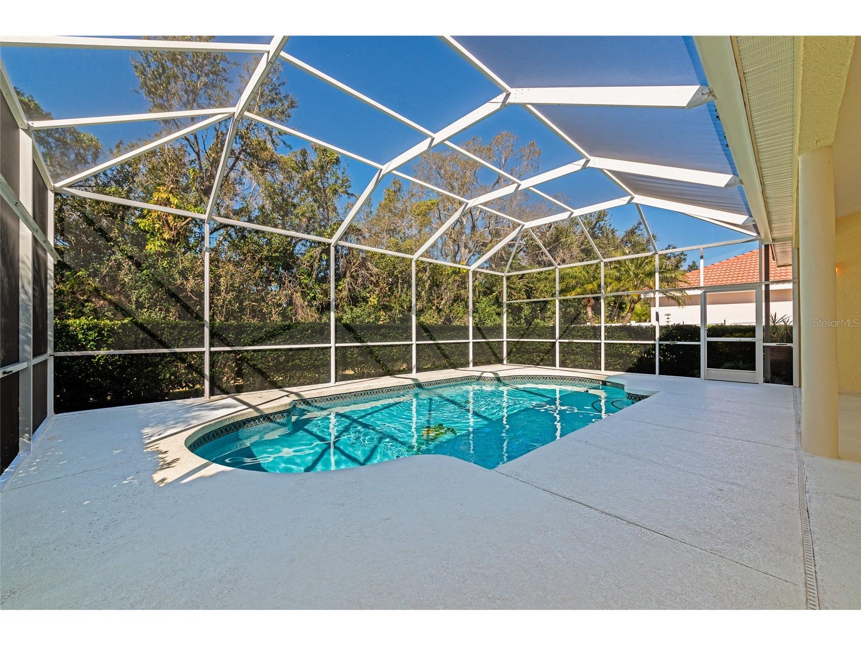 4726 Old Farm Road Sarasota FL 34233 A4681786 image32