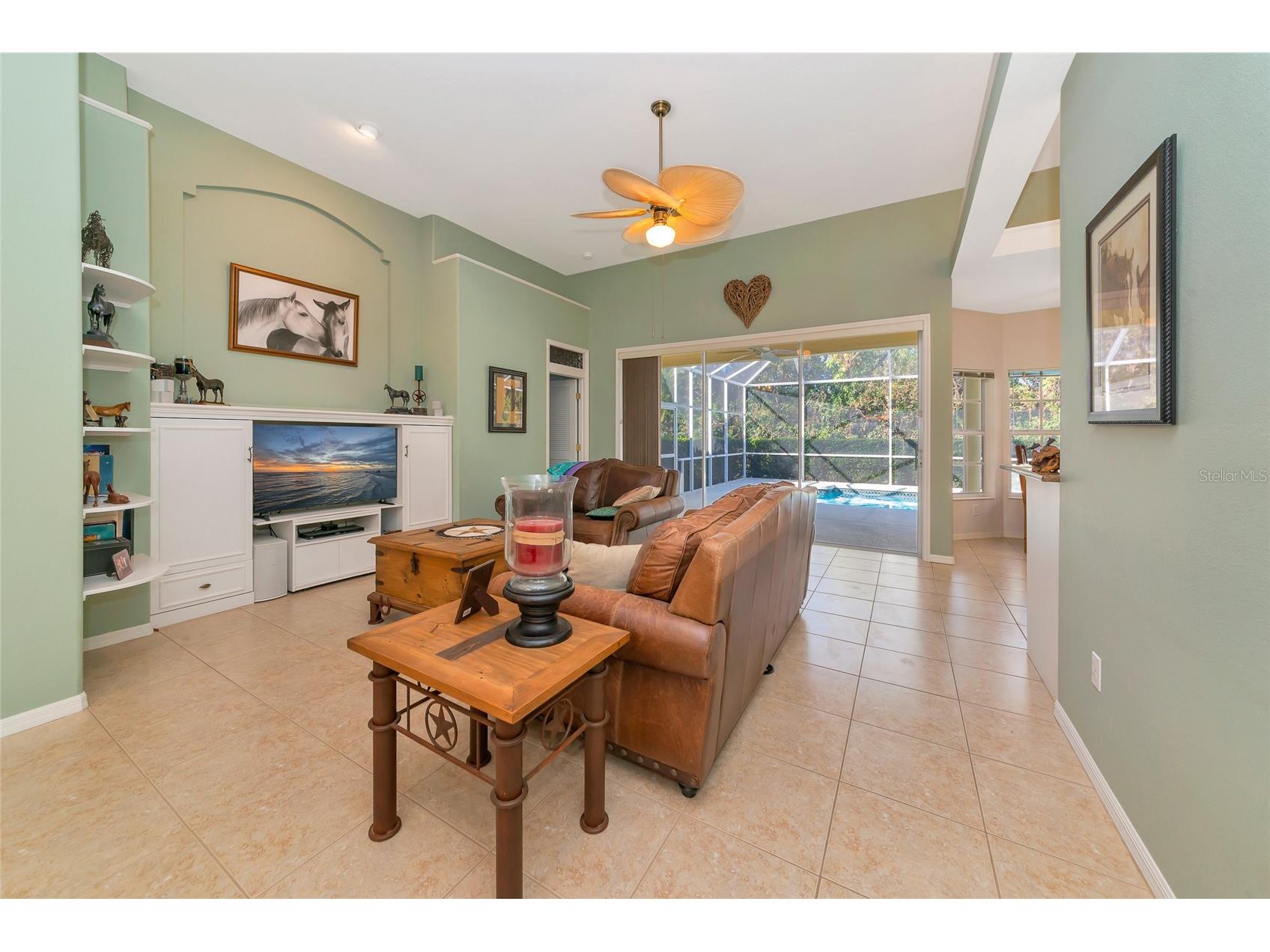 4726 Old Farm Road Sarasota FL 34233 A4681786 image7