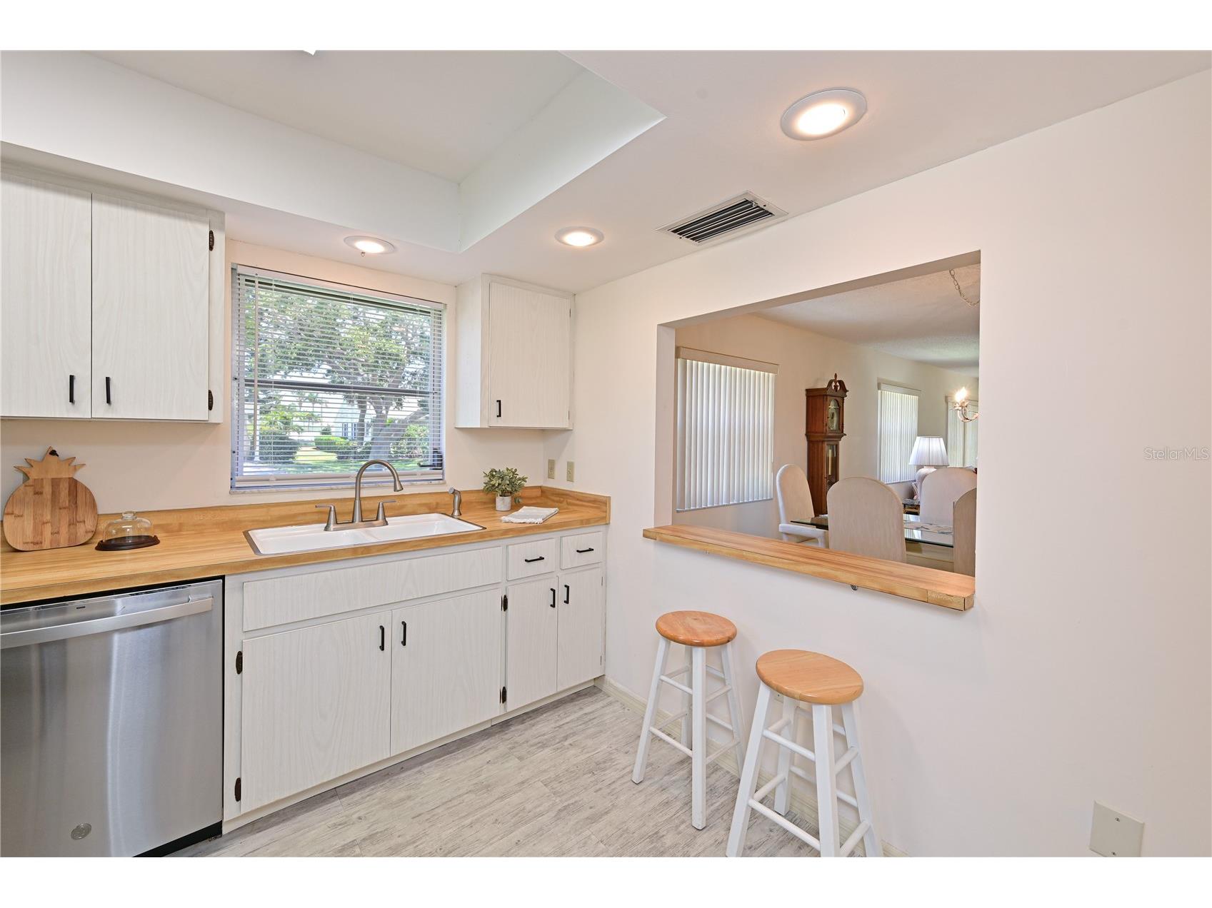 4726 Potomac Circle Bradenton FL 34210 - SARASOTA BAY A4688661 image6