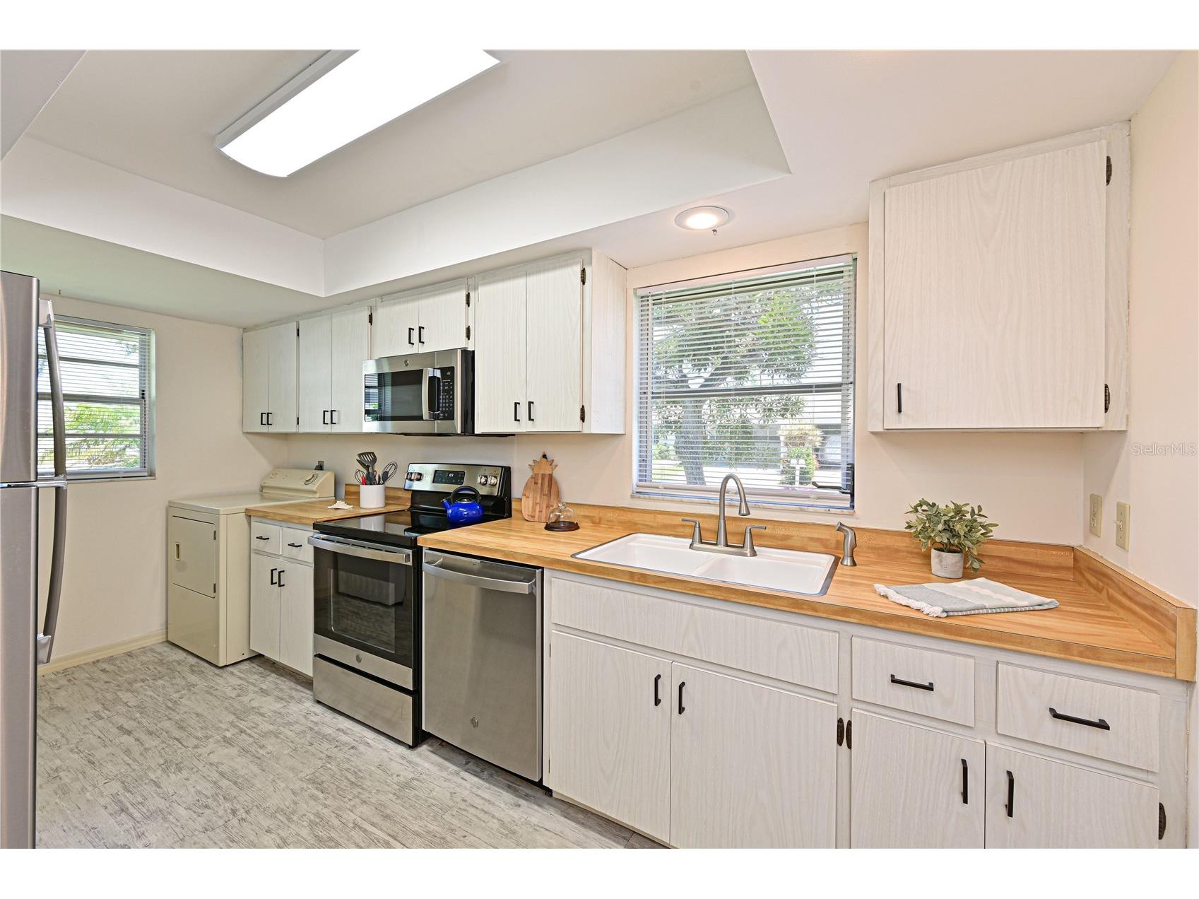 4726 Potomac Circle Bradenton FL 34210 - SARASOTA BAY A4688661 image7