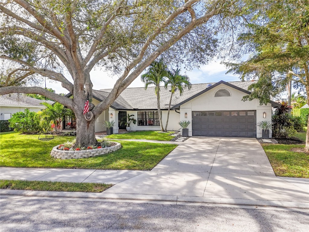 4726 Spring Meadow Lane Sarasota FL 34233 A4590835 image1