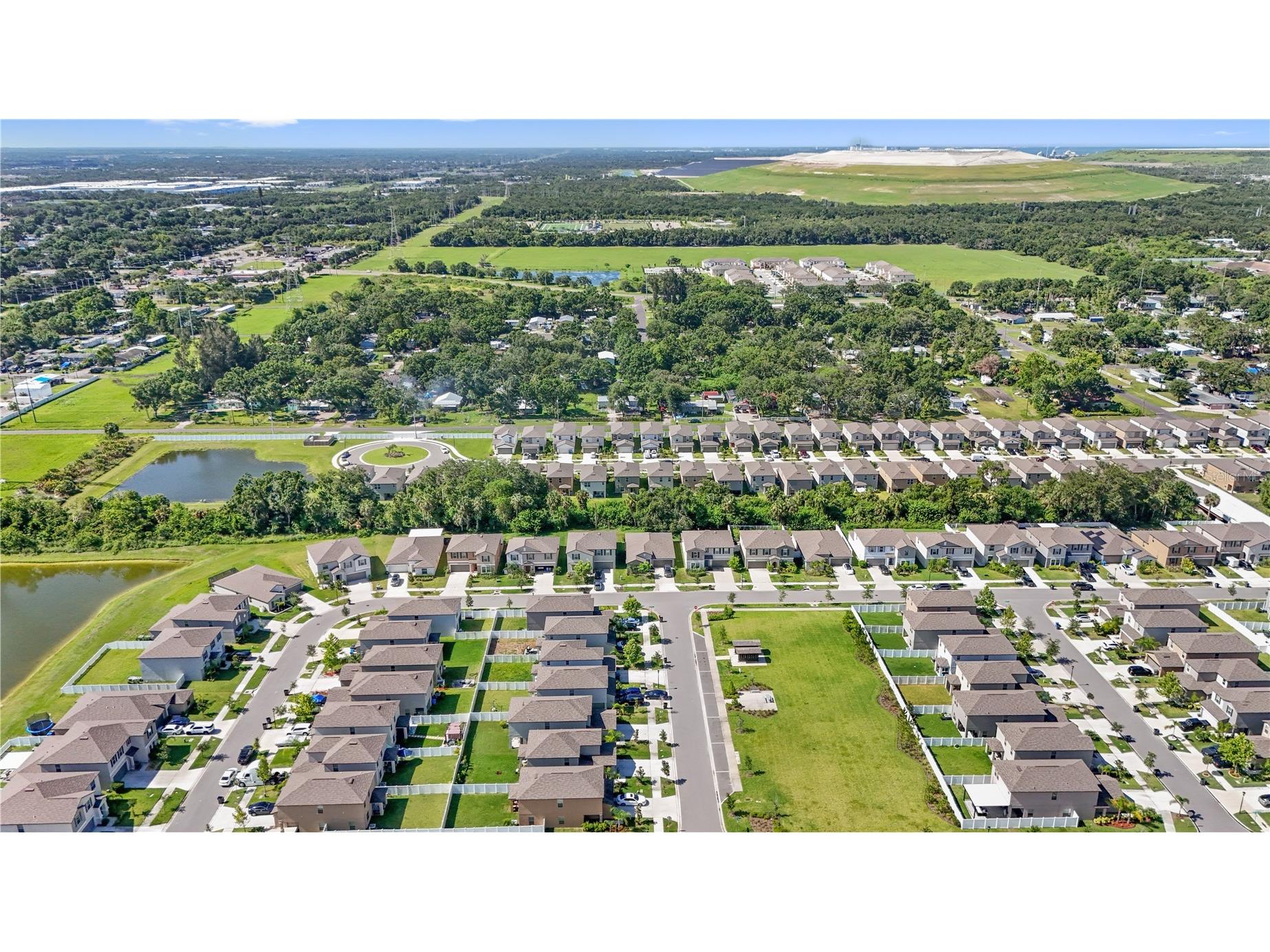 4726 Wild Senna Boulevard Tampa FL 33619 TB8498764 image28