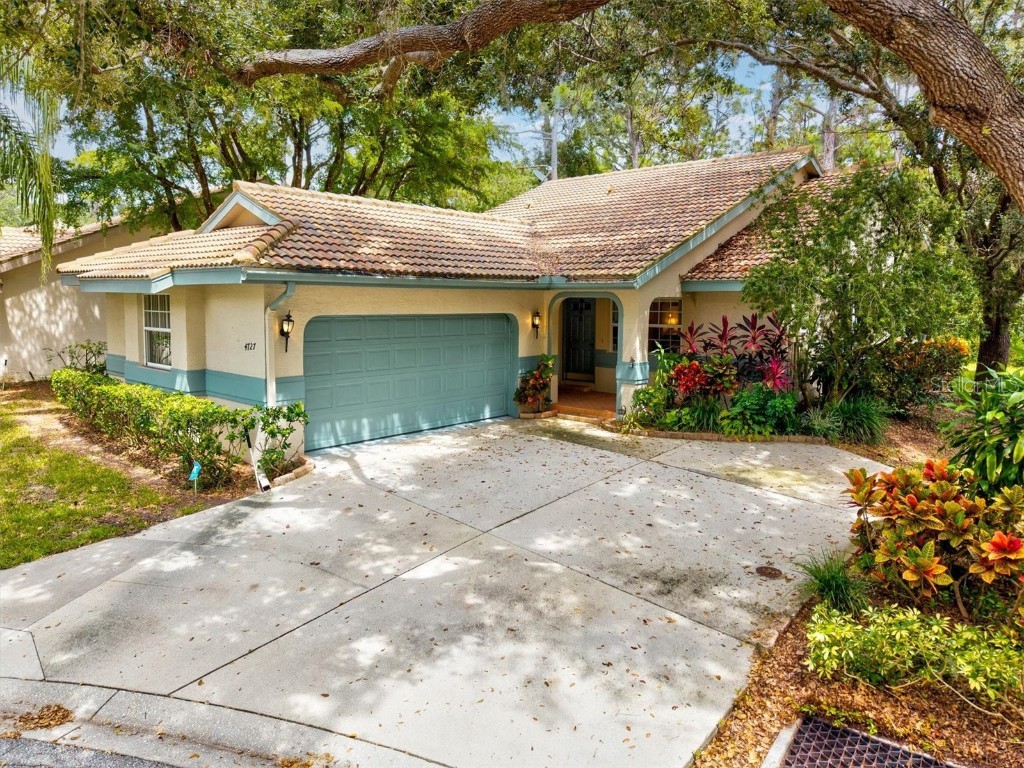 4727 Tivoli Avenue Sarasota FL 34235 A4665589 image1