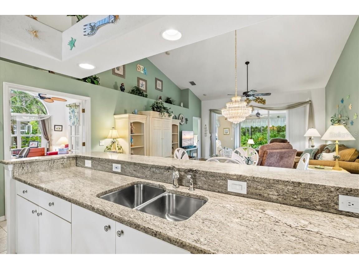 4727 Tivoli Avenue Sarasota FL 34235 A4665589 image12