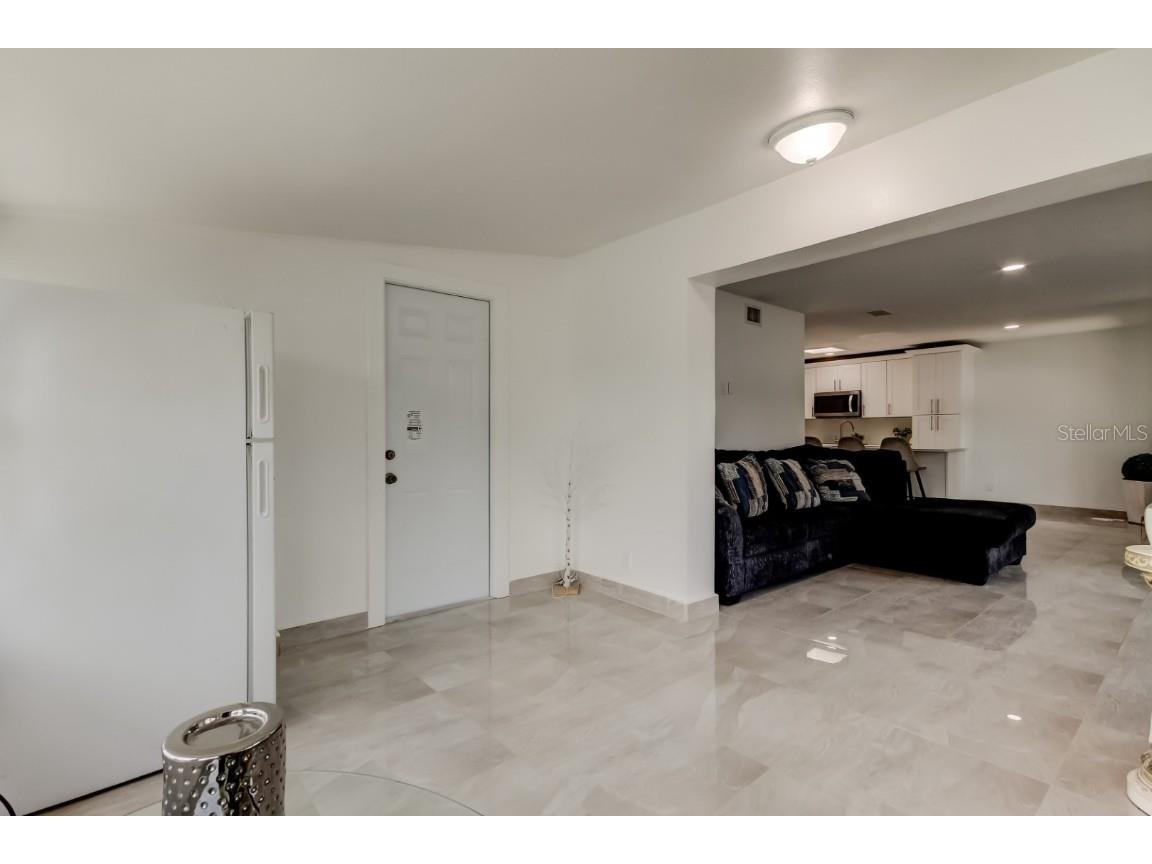 4727 Town N Country Boulevard Tampa FL 33615 TB8399343 image10