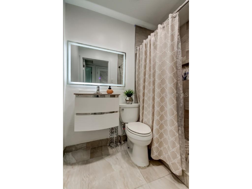 4727 Town N Country Boulevard Tampa FL 33615 TB8399343 image14