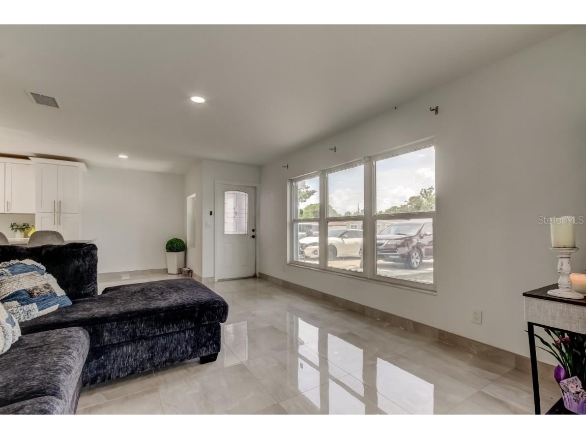 4727 Town N Country Boulevard Tampa FL 33615 TB8399343 image9