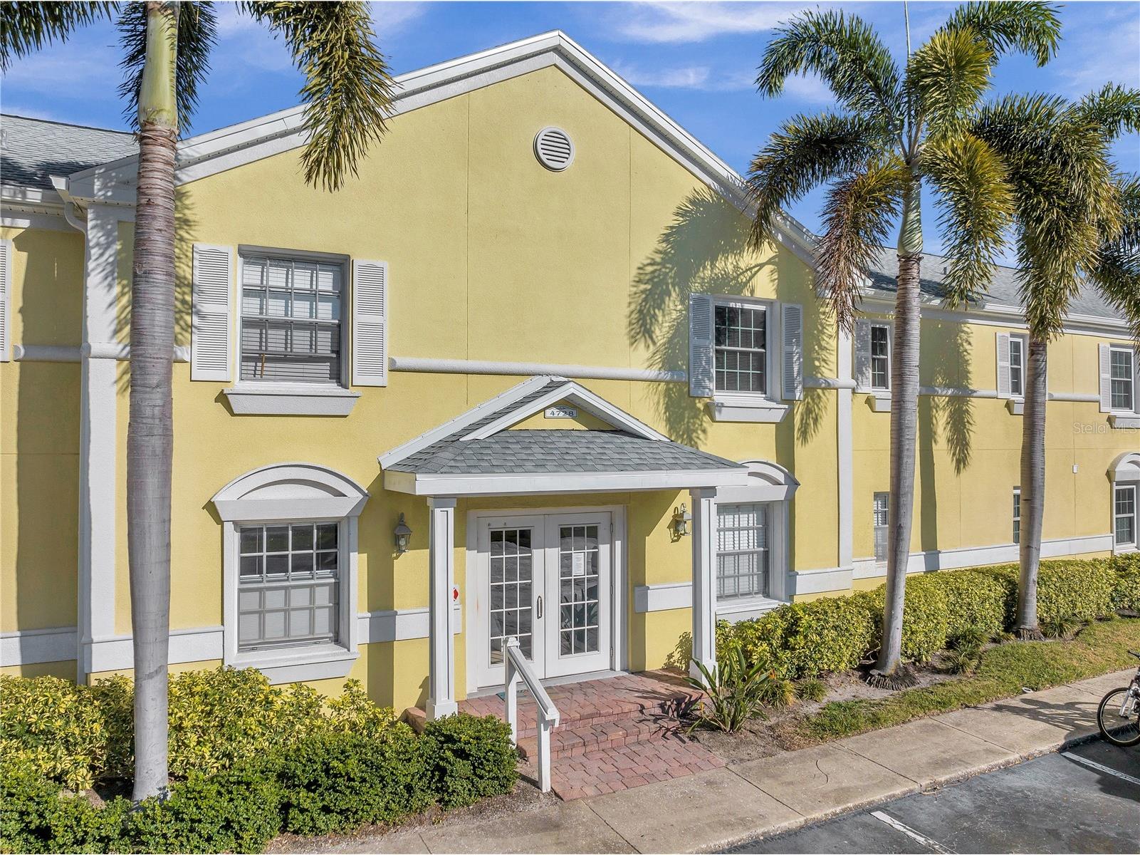 4728 Beach Drive SE #A Saint Petersburg FL 33705 TB8473575 image2