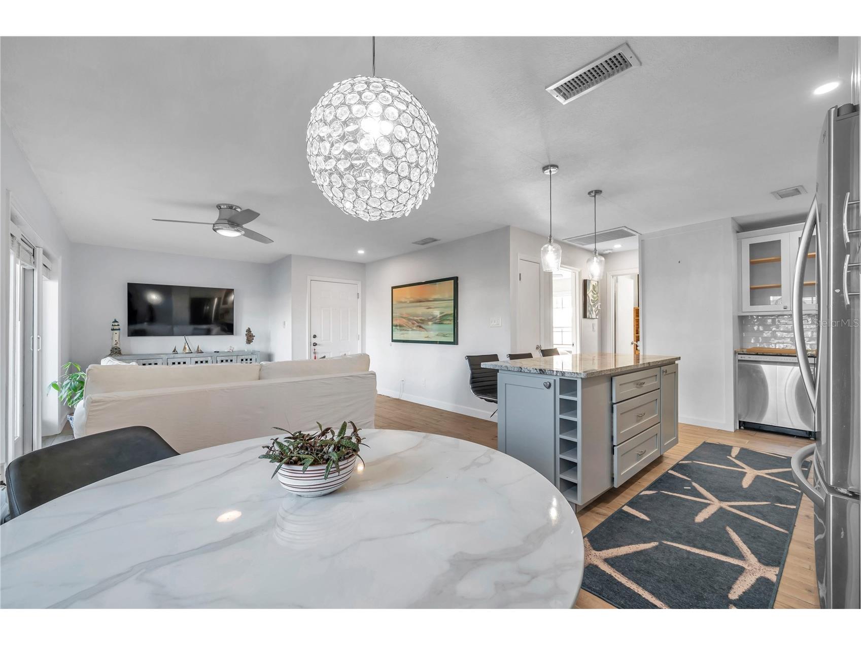 4728 Beach Drive SE #A Saint Petersburg FL 33705 TB8473575 image9