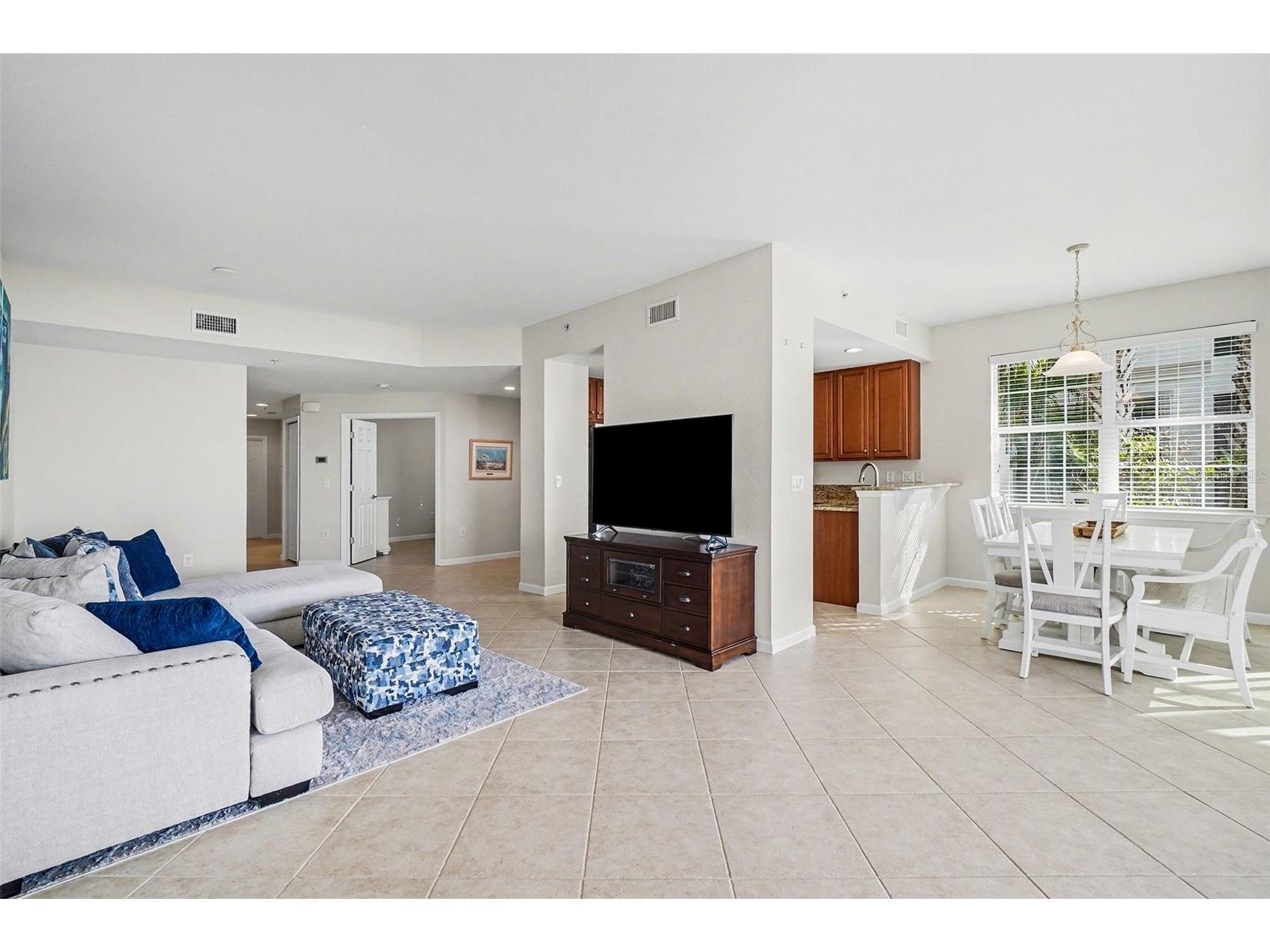 4728 Club Drive #101 Port Charlotte FL 33953 D6145431 image9