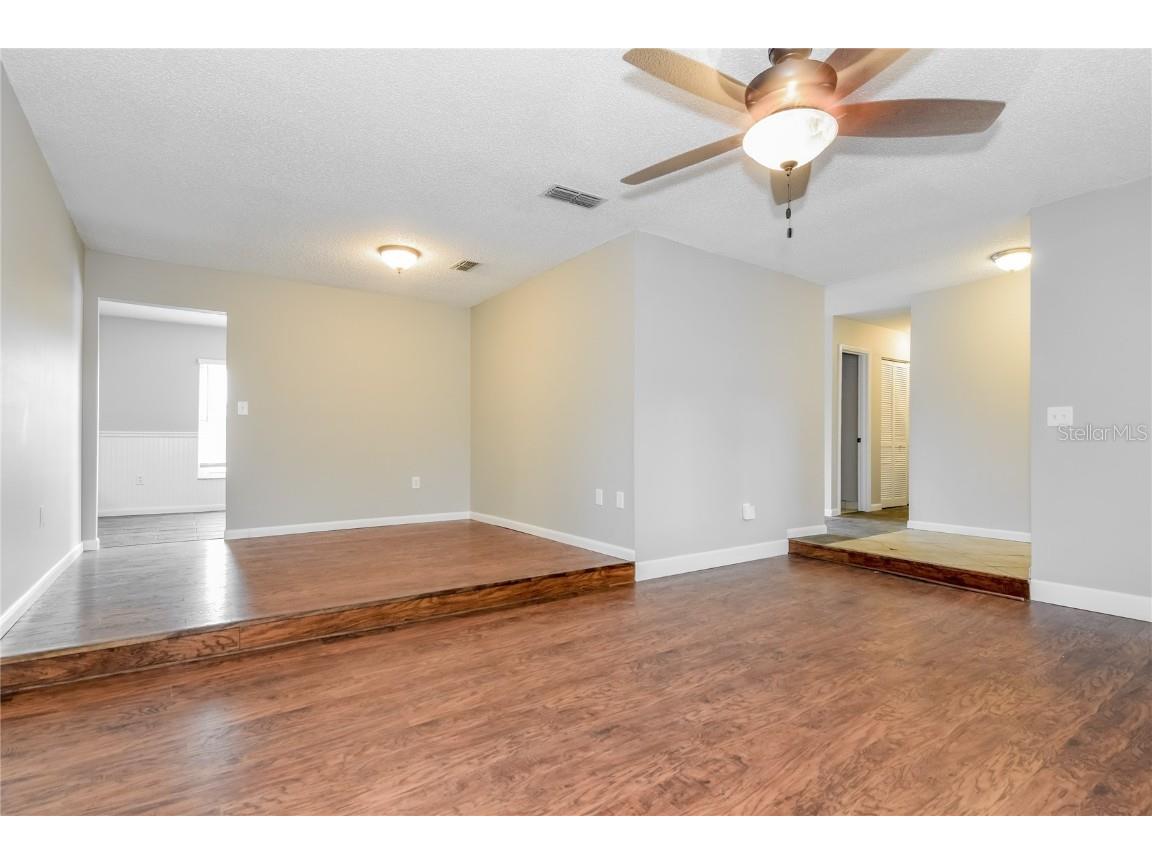 4728 Kimball Court W, Lakeland, FL, 33813 MLS O6251082 Edina Realty