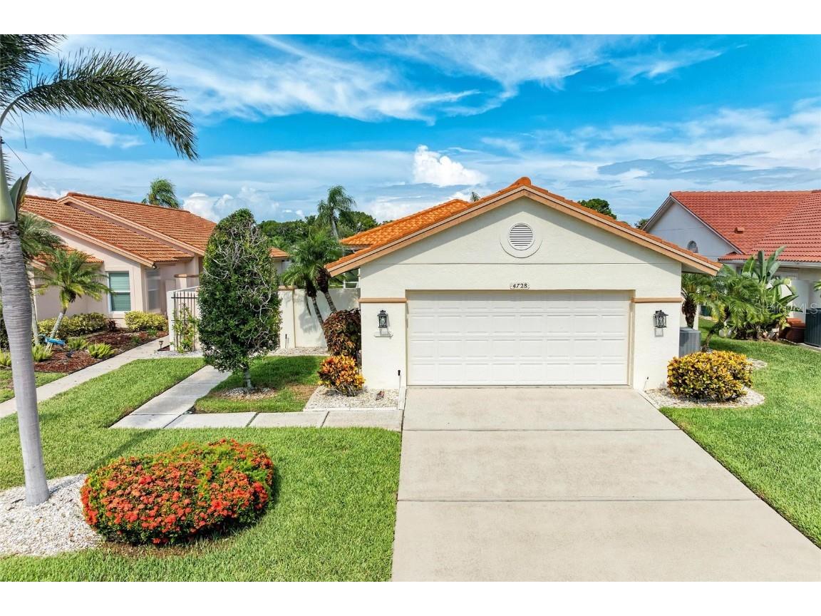 4728 Peridia Boulevard E Bradenton FL 34203 A4661701 image1