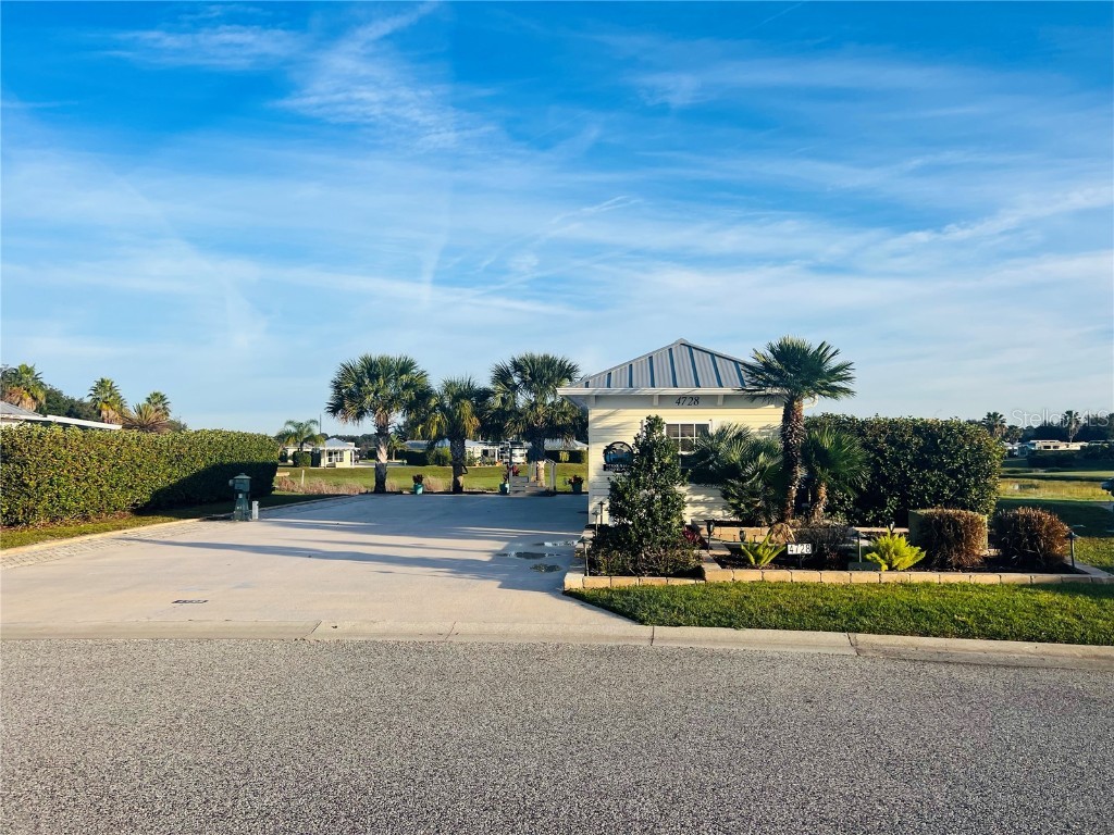 4728 SE 94th Avenue #320 Webster FL 33597 G5076063 image1