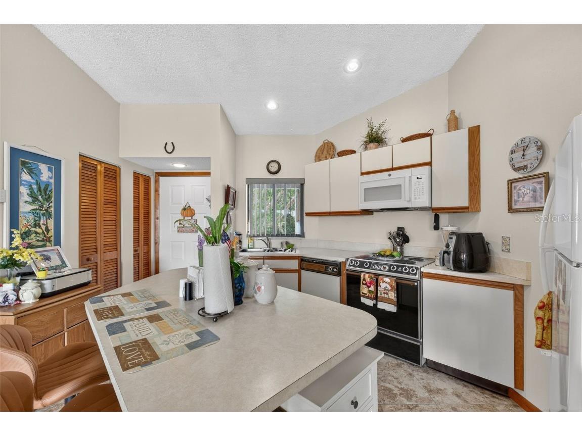 4729 Casablanca #C25 Sebring FL 33870 P4936187 image10