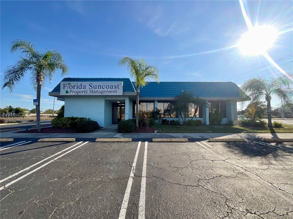 473 S Indiana Avenue Englewood FL 34223 A4674178 image2