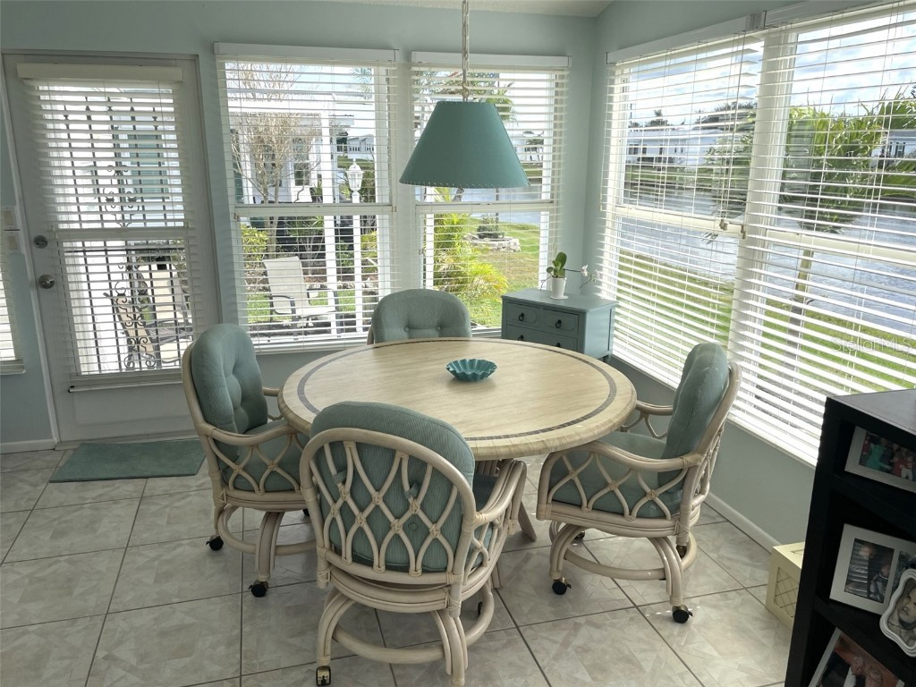 473 Sharks Point North Port FL 34287 - LAKE DOLPHIN N6137206 image15